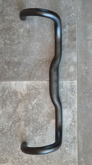 Kierownica Specialized Hover, 400mm szerokości w klamkach, ALU