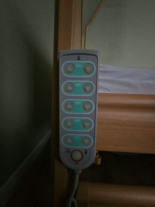 Łóżko rehabilitacyjne elektryczne