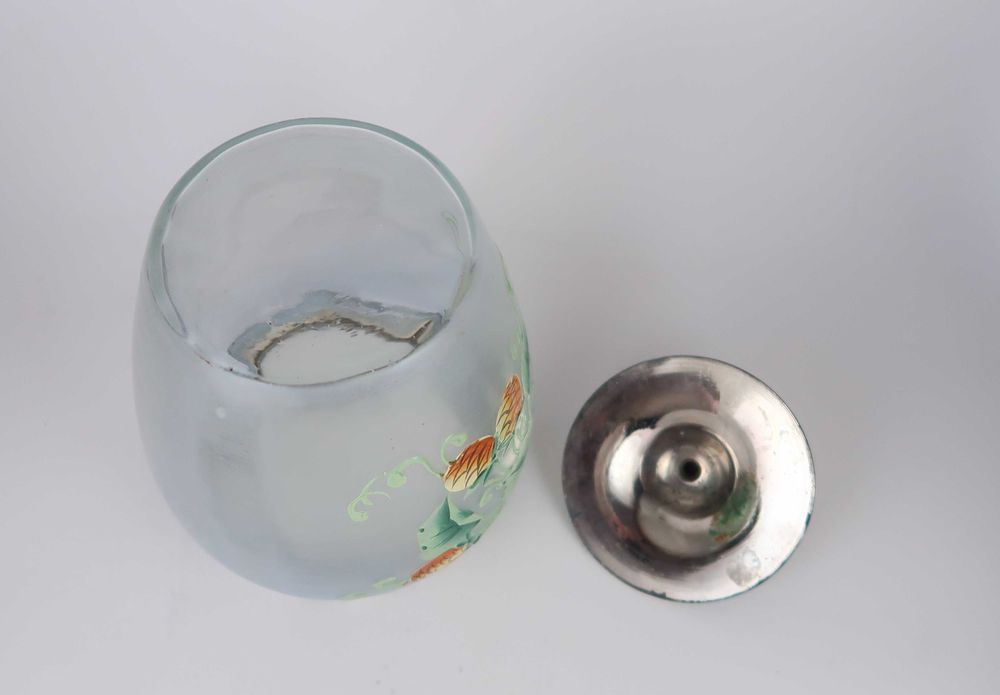 Boleira antiga em vidro baço