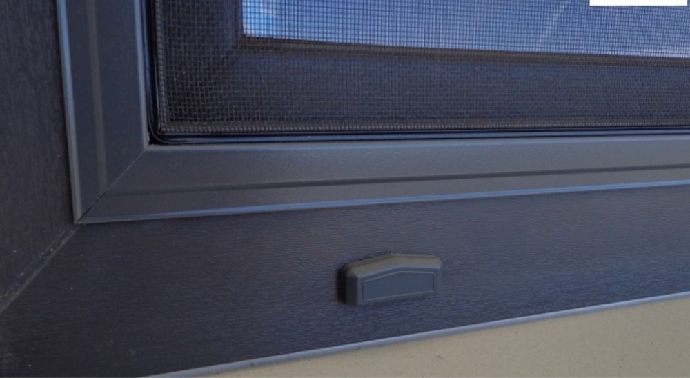 Moskitiery Żaluzje Rolety