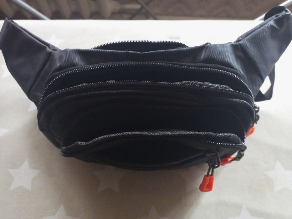 Сумочка на пояс(бананка)
