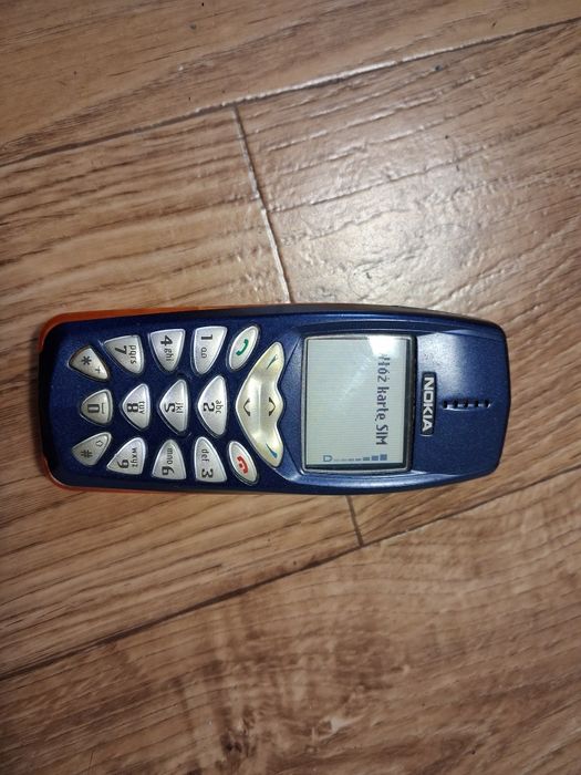 Telefon komórkowy Nokia 3510