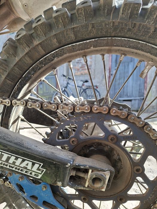 Yamaha yzf 250 2010r