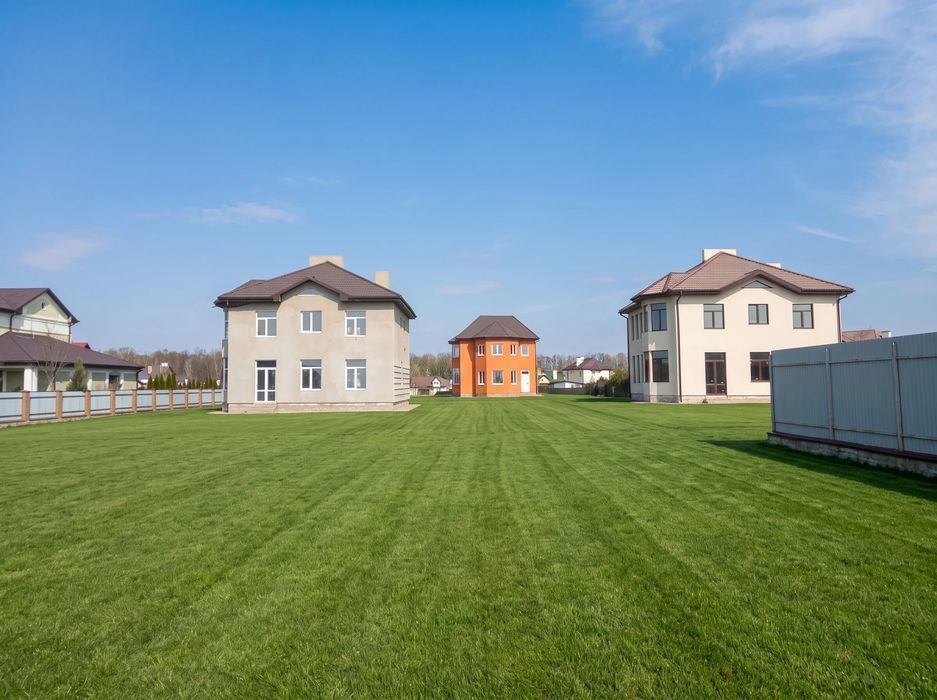 Оренда будинку 199–213 м² у Home Resort — 7 будинків на вибір