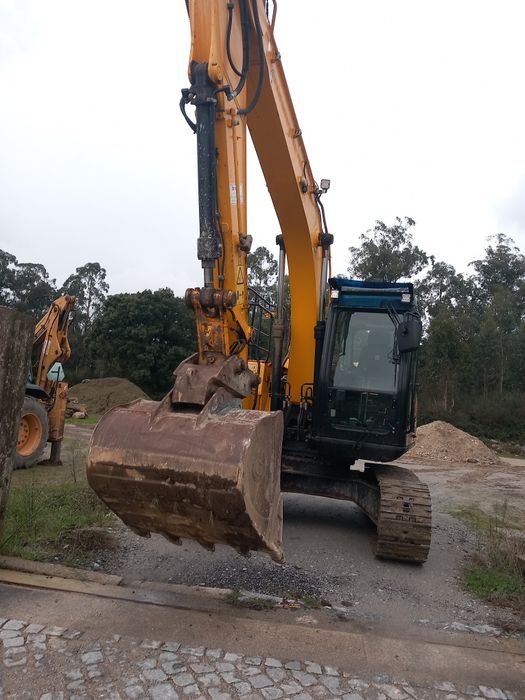 Vendo JCB 145 LC+