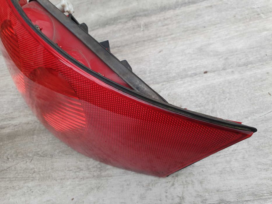 Audi TT 8N Lampa tył prawa