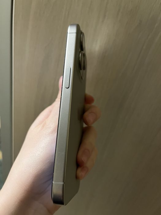 Продам iphone 15 pro