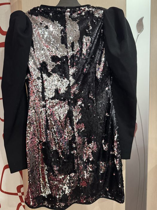 Сукня L з регулюючими паєтками