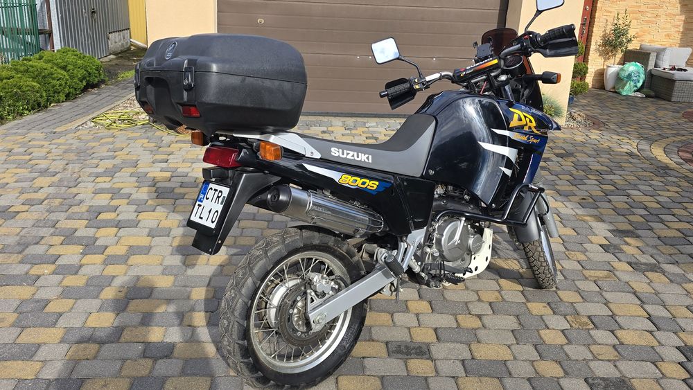 Suzuki Dr 800  stan kolekcjonerski