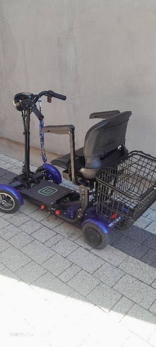 Wózek inwalidzki elektryczny