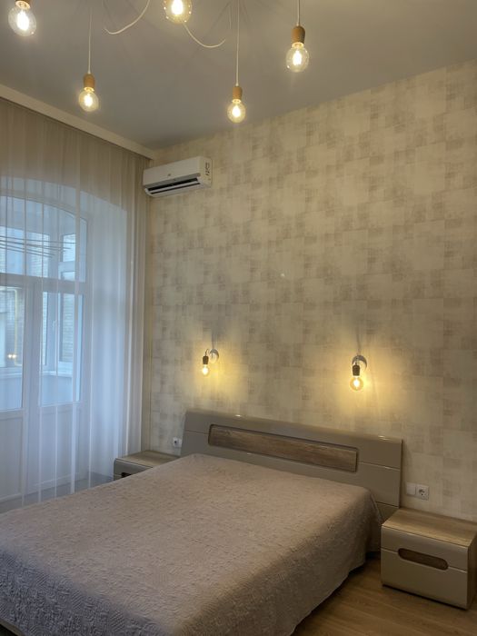 ЄВідновлення Продам 2 к квартира Центр улица Алчевских, 14