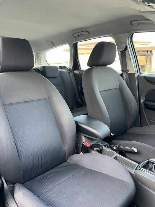 Ford focus 1.4 Gasolina 2005