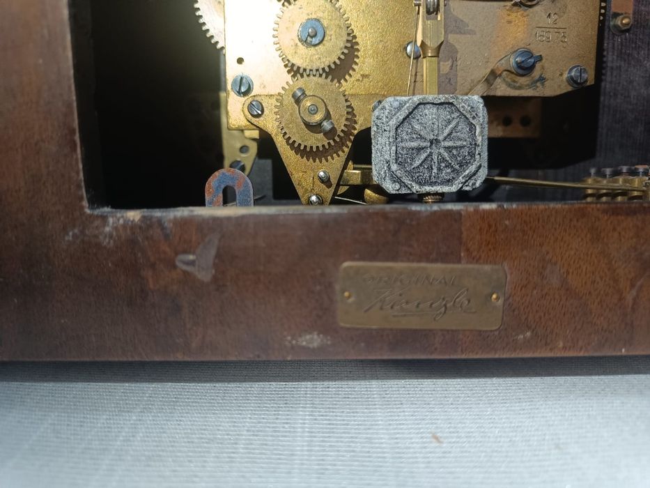 Kominkowy Zegar kienzle kwadransowy