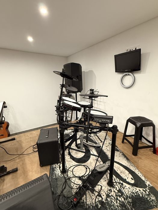 Alesis Nitro Max Kit Bateria Eletrônica