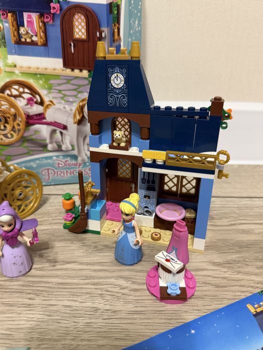 Конструктор LEGO Friends Школа 41682, Lego Disney Попелюшка 41146