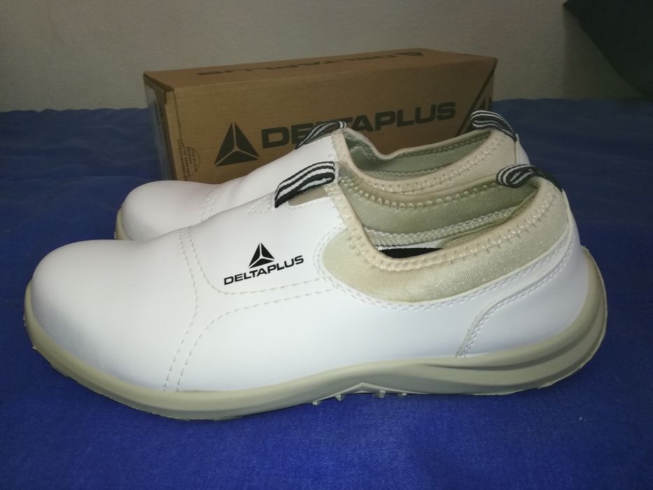 Sapatos biqueira aço brancos nr42