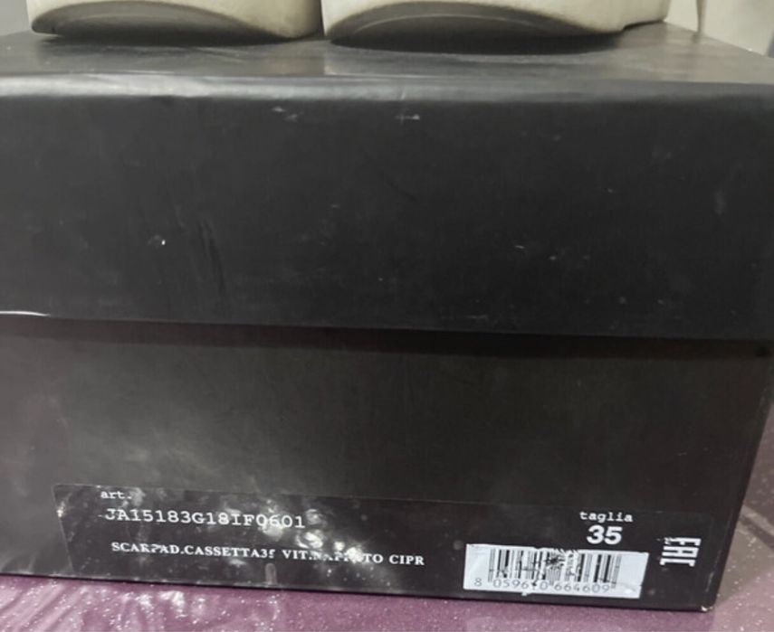 Sapatilhas moschino 35