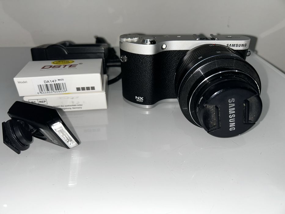 Maquina fotografica Samsung NX300