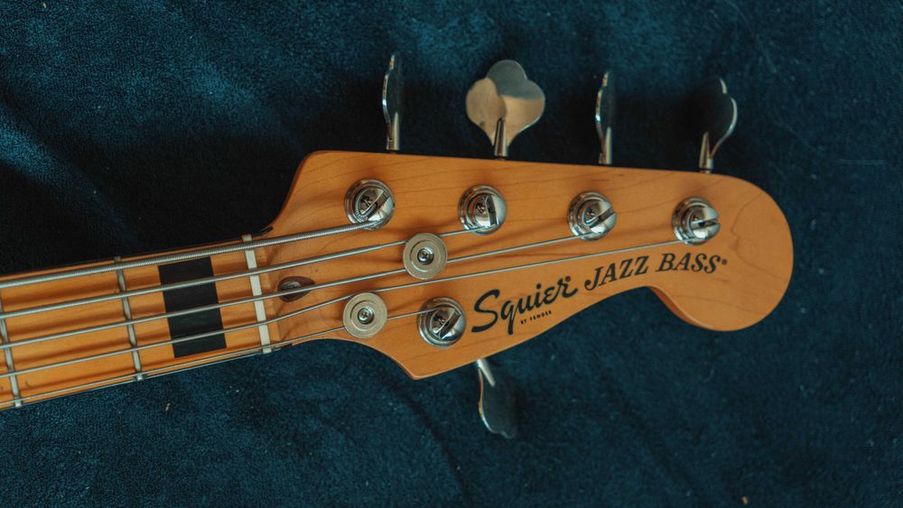 Fender Squier Classic Vibe '70s Jazz Bass V