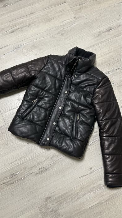 Продам шкіряну куртку Tommy Hilfiger (б/у)