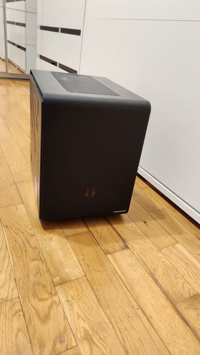 Obudowa Bitfenix Phenom M-atx NVIDIA edition