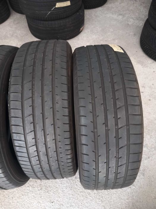 4 Pneus 225/55R19 Toyo