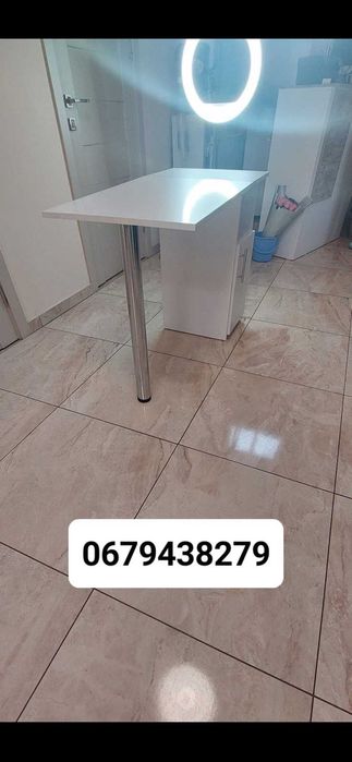 Стіл манікюрний стіл для манікюру. В наявності.