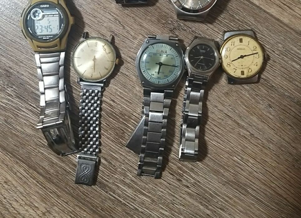 Продам часы Слава CASIO