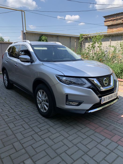 Продам авто Нісан рог
