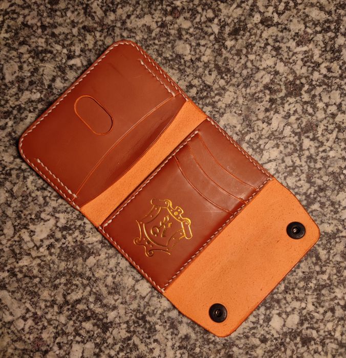 Мінімалістичний шкіряний гаманець ручної роботи