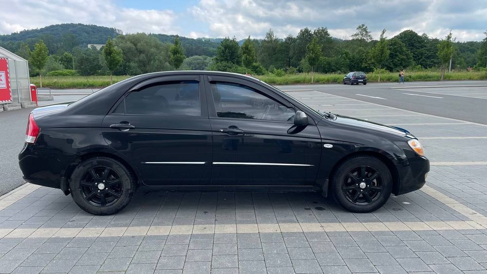 Kia cerato 1.6 i