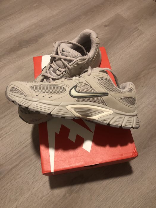 Нові оригінальні кросівки Nike V5 RNR Moon Particle 44 розмір 28 см