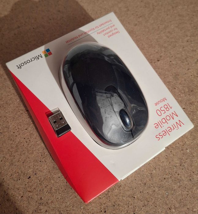 Myszka Microsoft 1850