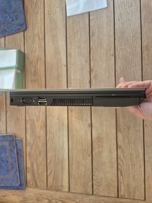 Dell Latitude e5410 4gb ram 500hdd i5 m520