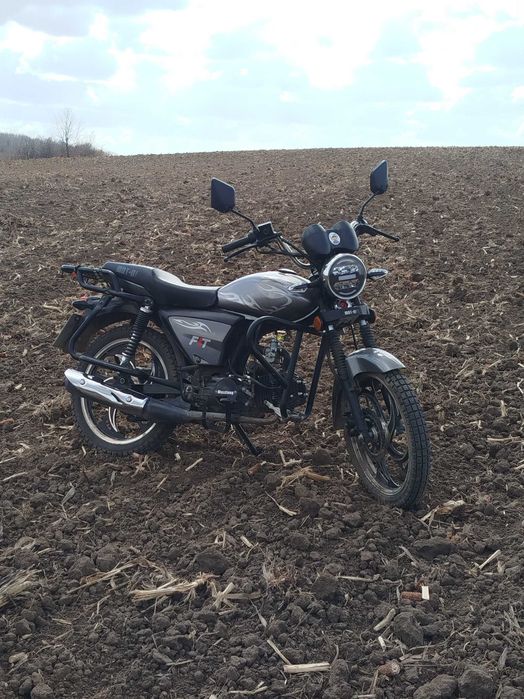 Мустанг фіт 125 сс