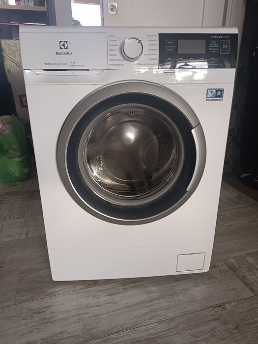 Pralka Electrolux slim