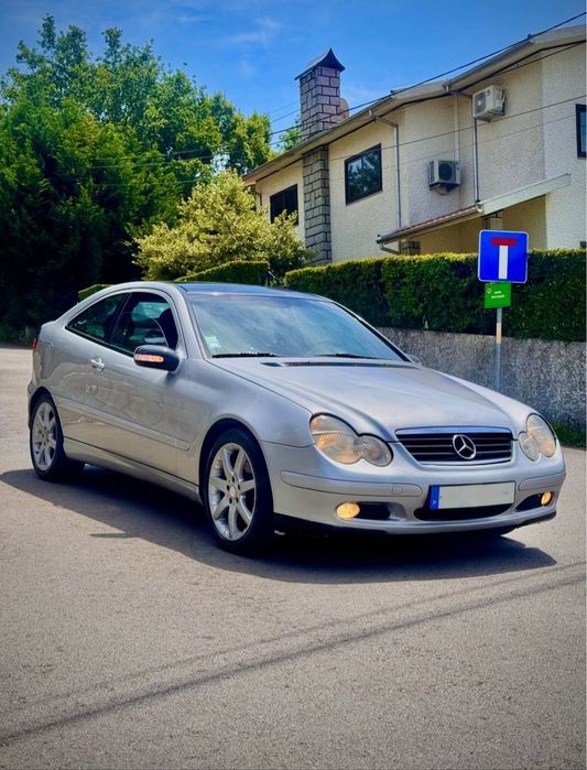 Mercedes-benz c220 cdi sport coupe
