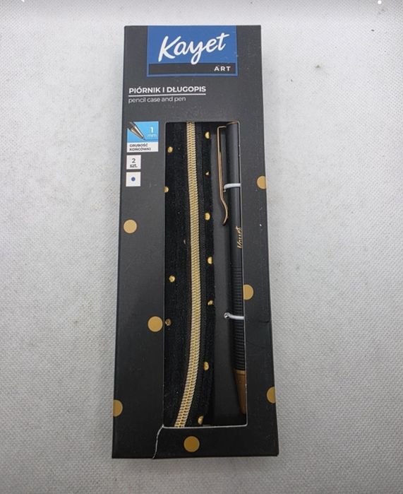 Nowy zestaw piórnik + długopis A95