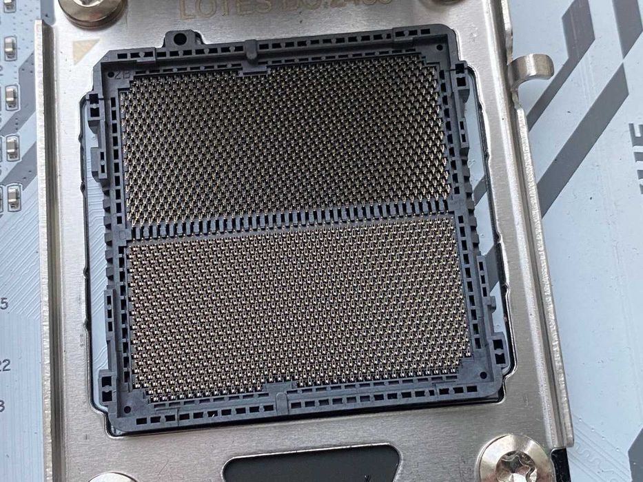 Материнська плата JGINYUE B650M-PRO AM5 mATX (White)