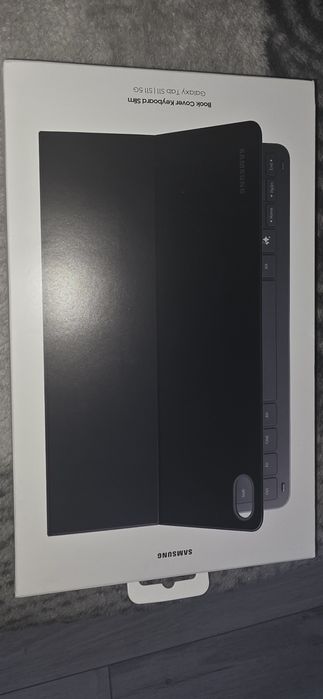 Samsung galaxy Tab s 11  book cover keyboard slim