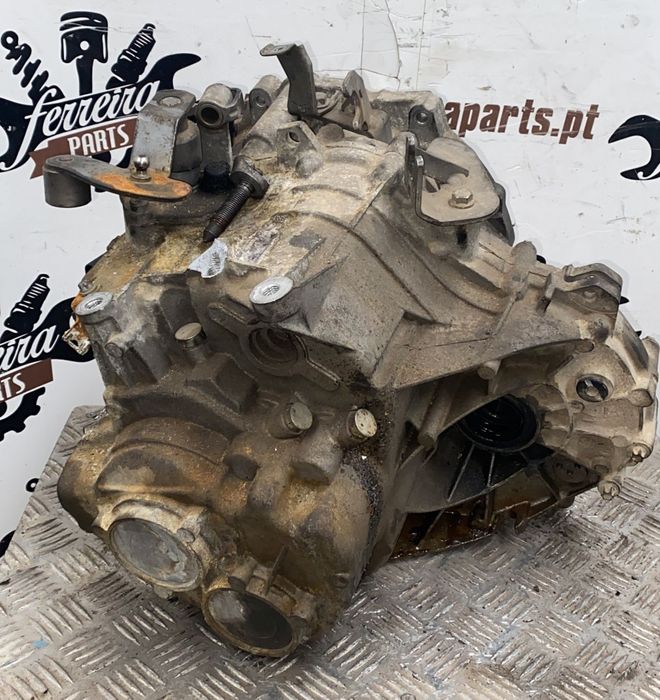 CAIXA DE VELOCIDADES MITSUBISHI COLT CZ3 1.5 DID REF. P2500A200