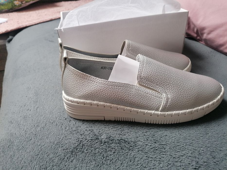 Sprzedam nowe buty