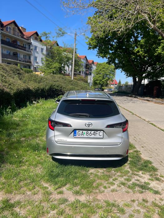 Toyota Corolla 1.2 Active 2019 salon pl