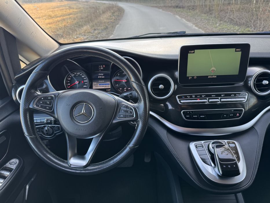 Wynajme busa Mercedes V-Klasa