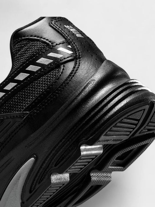 Кросівки чоловічі Nike Initiator Black, IВ4595-001, 7-12 us