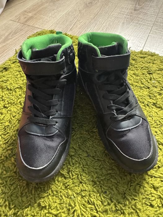 Кроссовки высокие майн крафт 38р