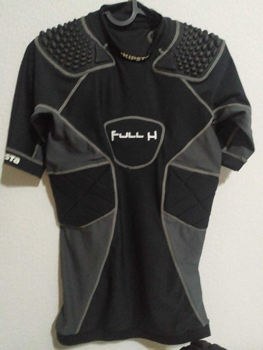 Râguebi, blusa, capacete, proteção de dentes