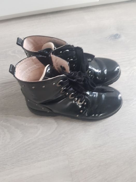 Botas verniz mayoral