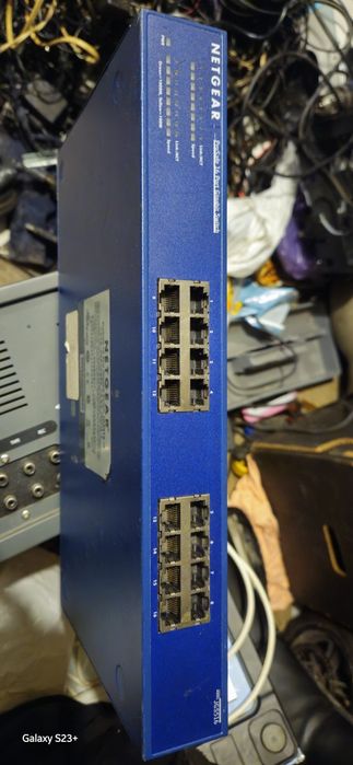 Netgear Gigabit Switch JG5516 v2.