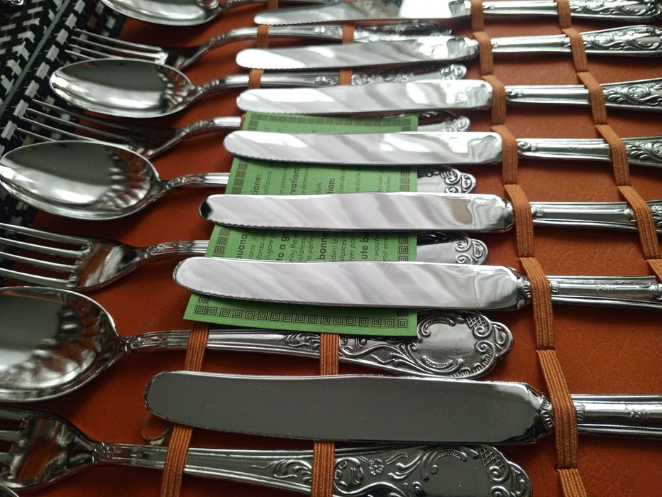 Sztućce srebrne zestaw